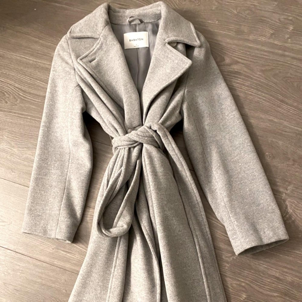 ARITZIA/BABATON ROBE/TIE WAIST COAT